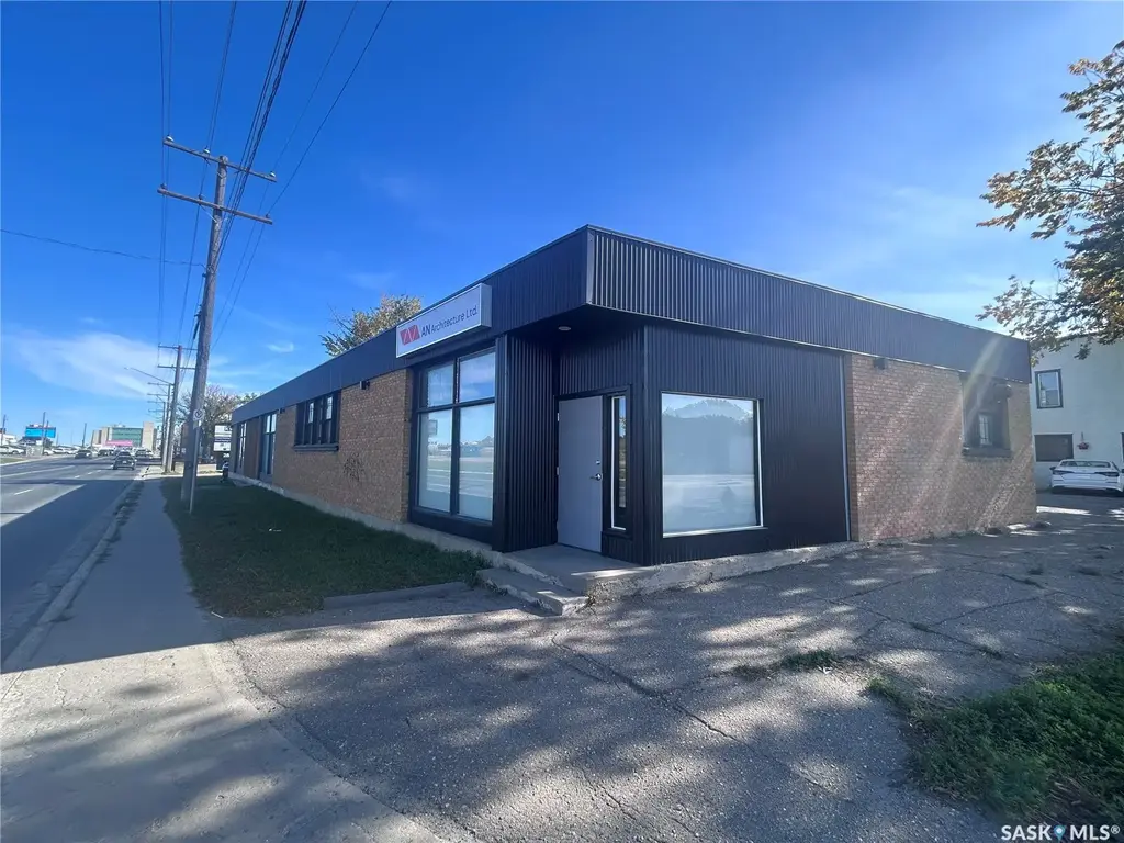 2837 Saskatchewan Drive Unit B, Regina