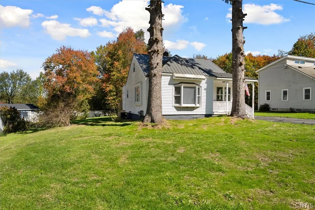 Photo of Listing #S1720129
