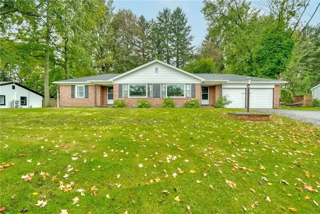 255 Fairport Road, Pittsford