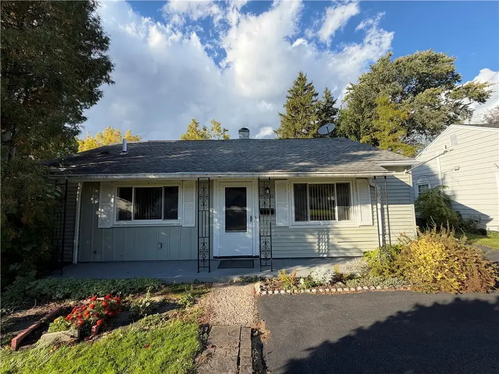 66 Cimarron Drive, Rochester