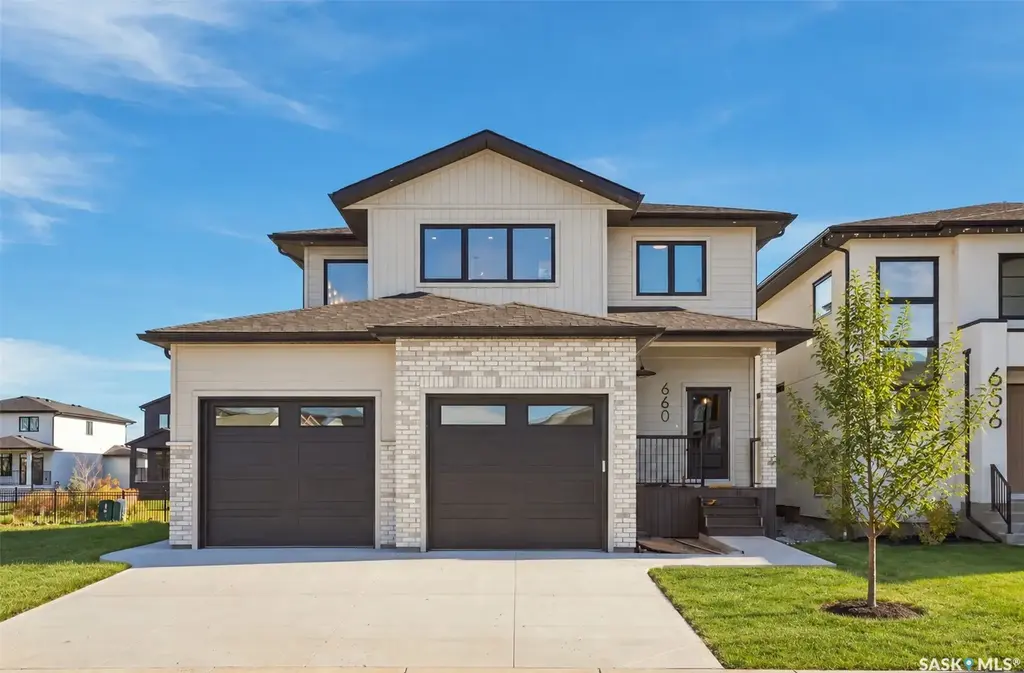 660 Pepper Bend, Saskatoon