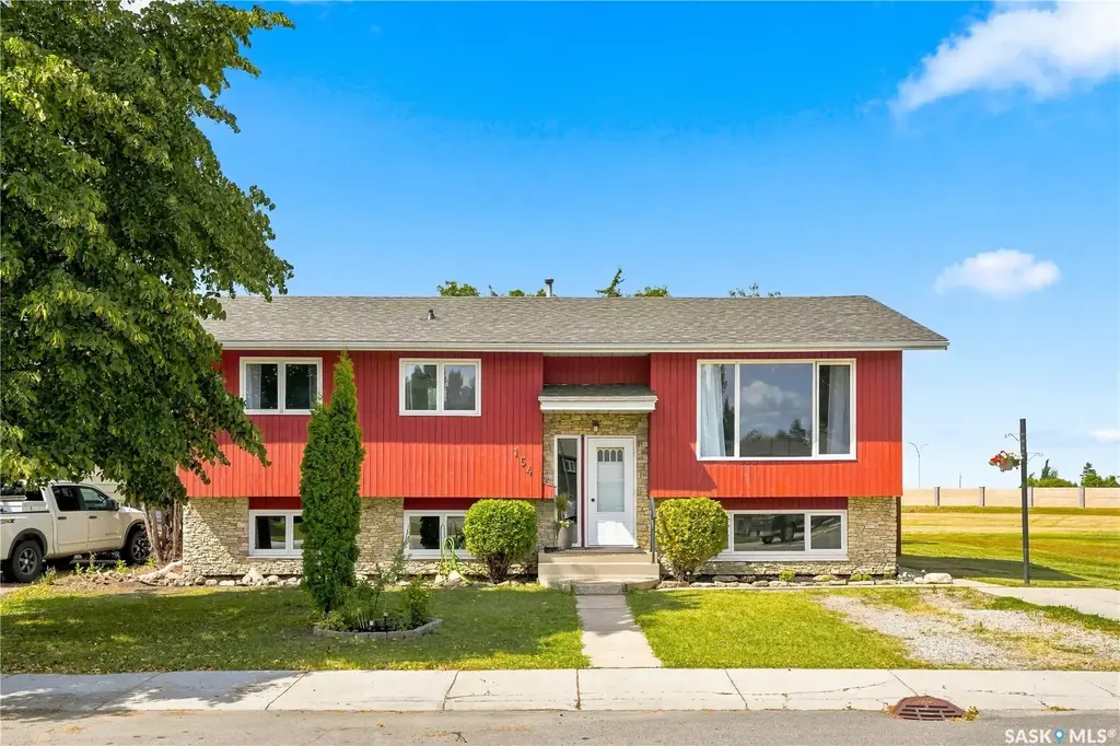 154 Delayen Crescent, Saskatoon