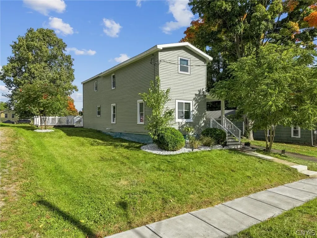 Photo of Listing #S1720893
