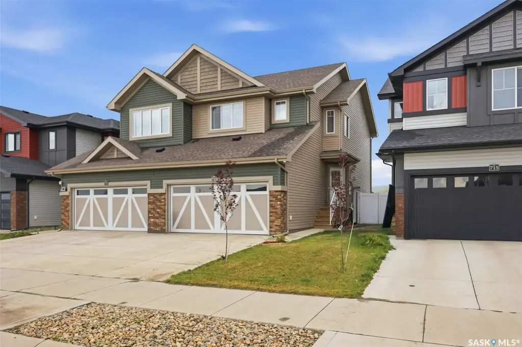 713 Brighton Boulevard, Saskatoon