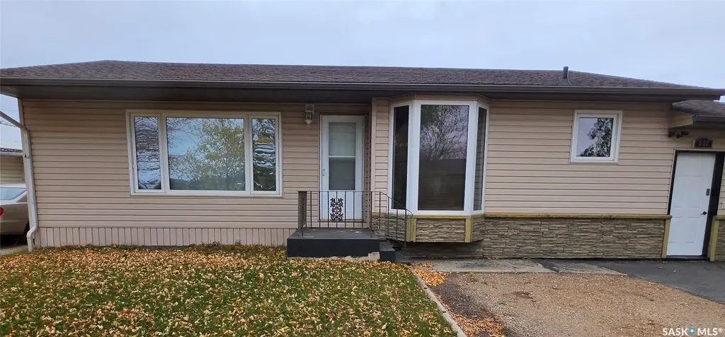 332 1st Avenue Nw, Preeceville