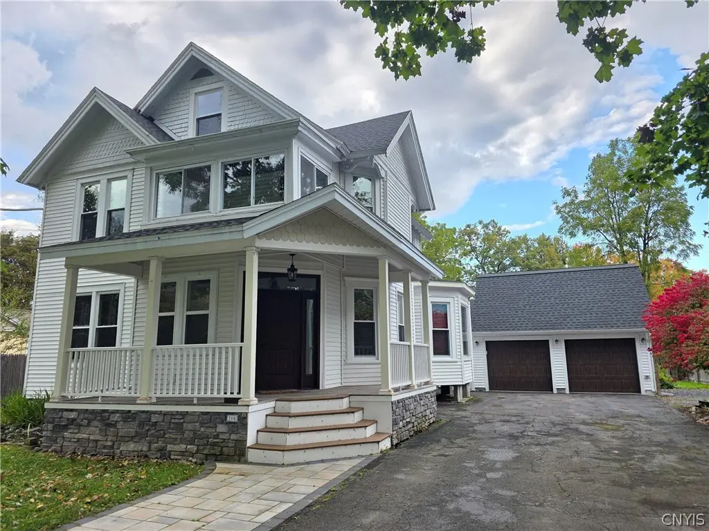Photo of Listing #S1705346