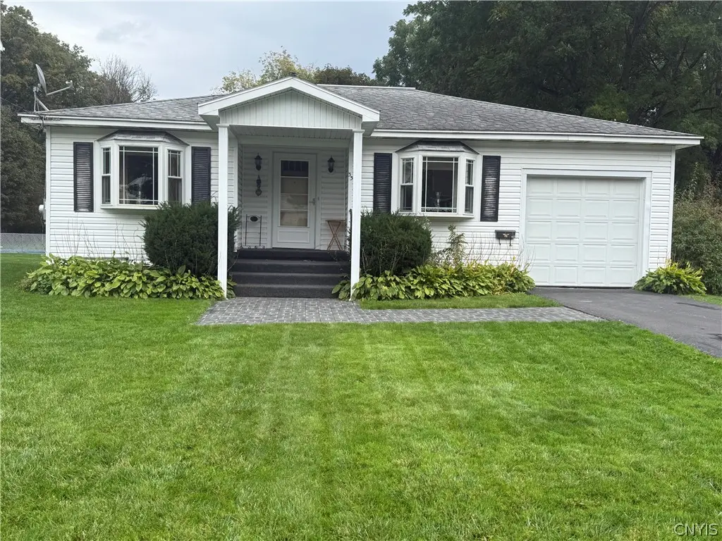 Photo of Listing #S1718361
