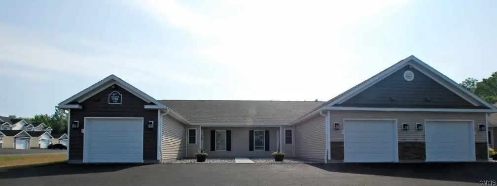 Photo of Listing #S1721664