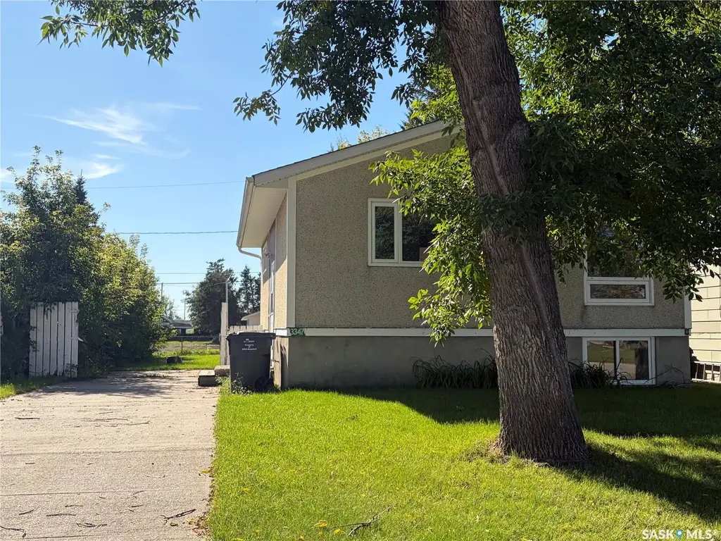 3347 3rd Avenue E, Carrot River