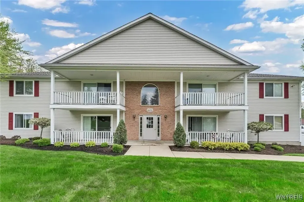 6630 Erie Road, Evans