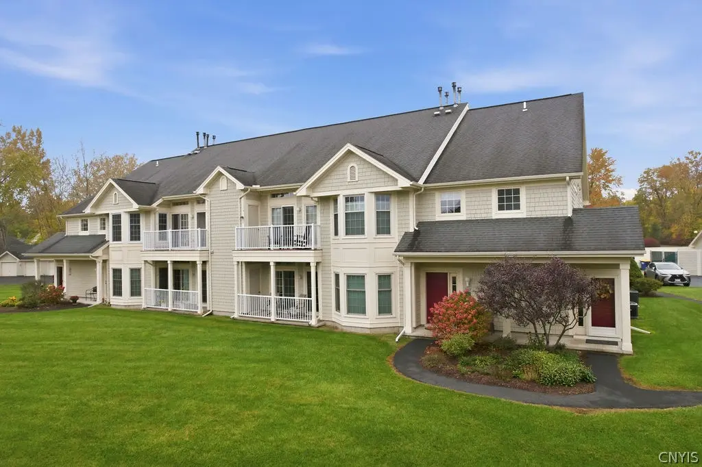 Photo of Listing #S1721596