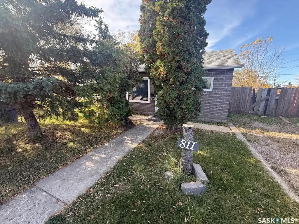 811 109th Street, North Battleford
