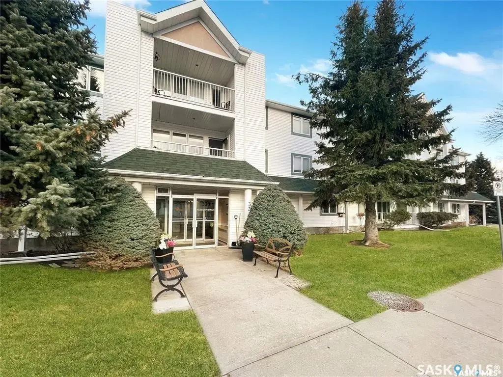 331 Macoun Drive 110, Swift Current