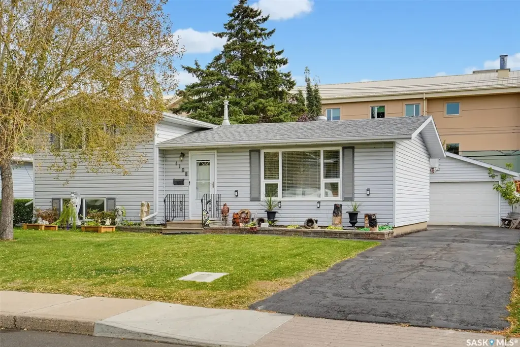 1108 Tiffin Crescent, Saskatoon