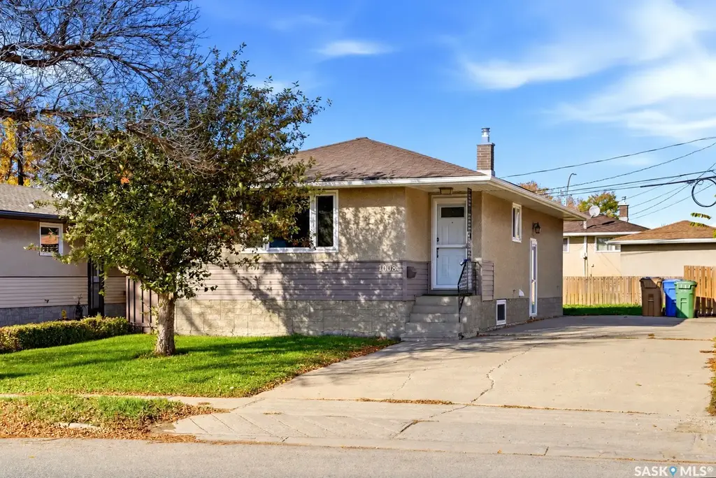1008 7th Avenue N, Regina
