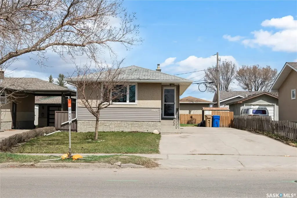 1008 7th Avenue N, Regina