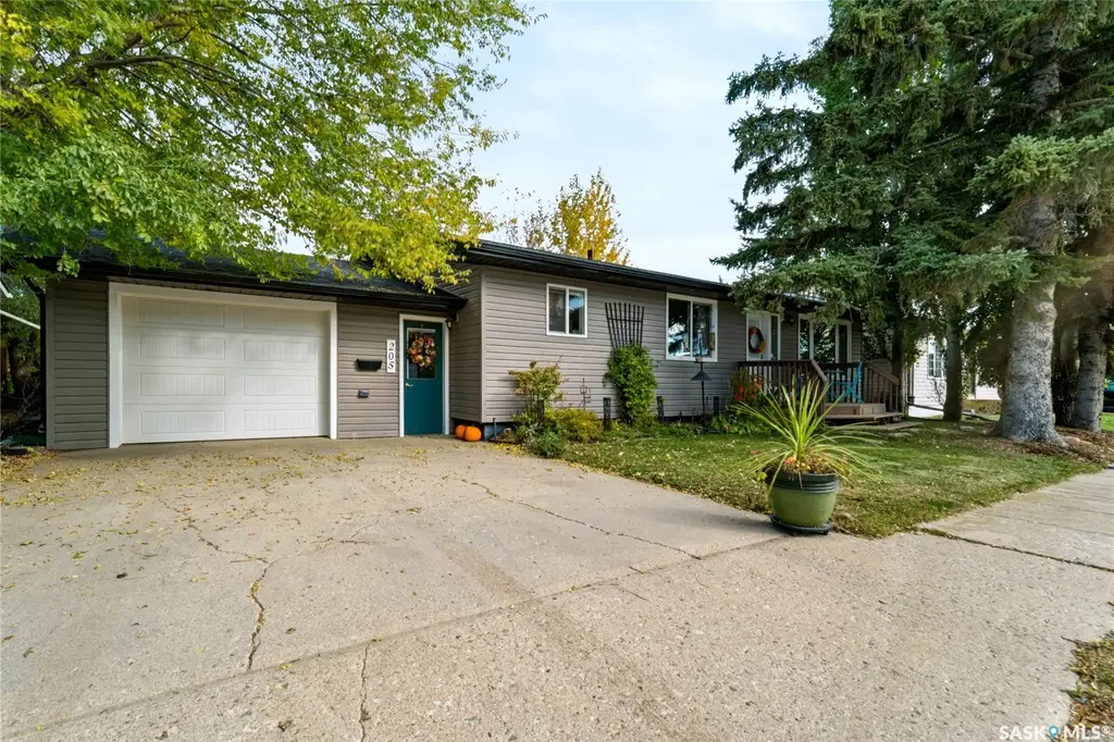 205 Centennial Road, Hague