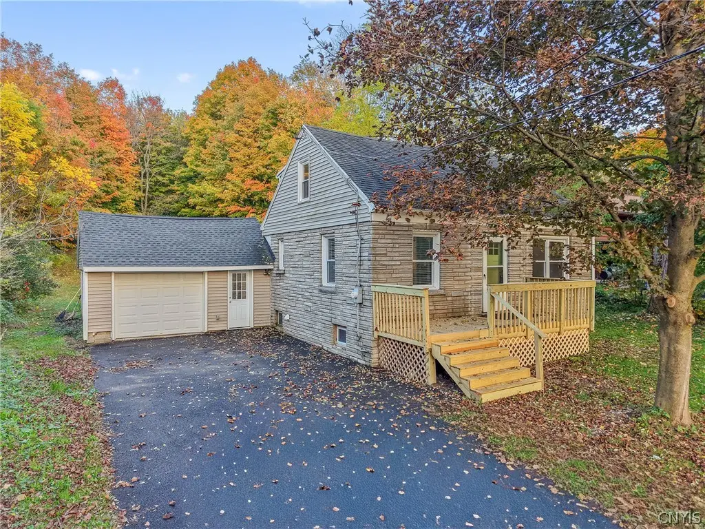 Photo of Listing #S1722189
