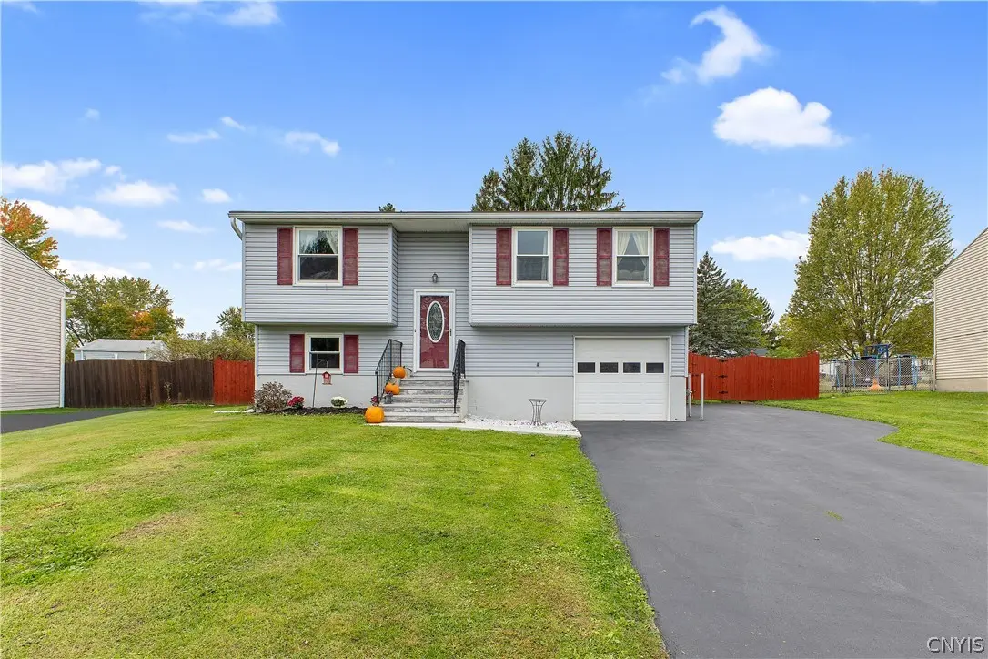 Photo of Listing #S1721811