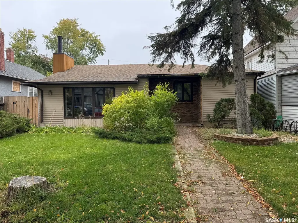 1571 Athol Street, Regina