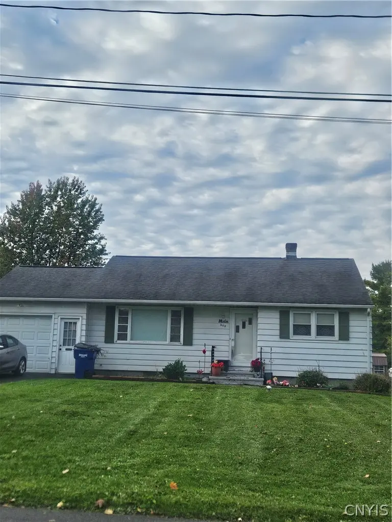 Photo of Listing #S1719871