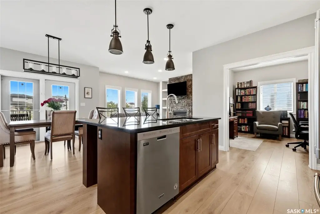5148 E Green Crescent, Regina