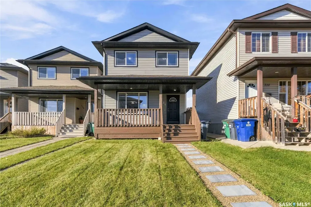 734 Lamarsh Lane, Saskatoon
