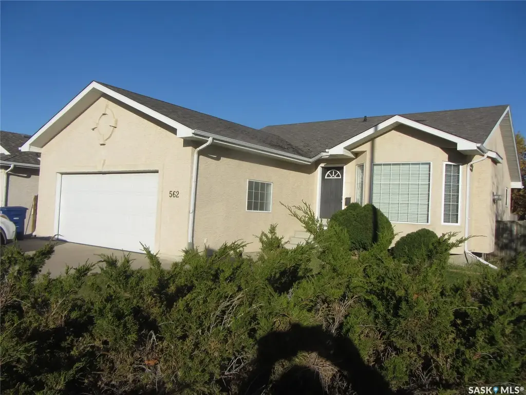 562 Blackburn Crescent, Saskatoon
