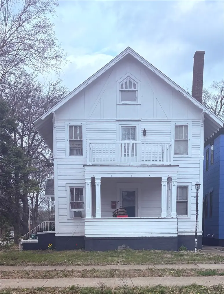748 Main Street, Decatur