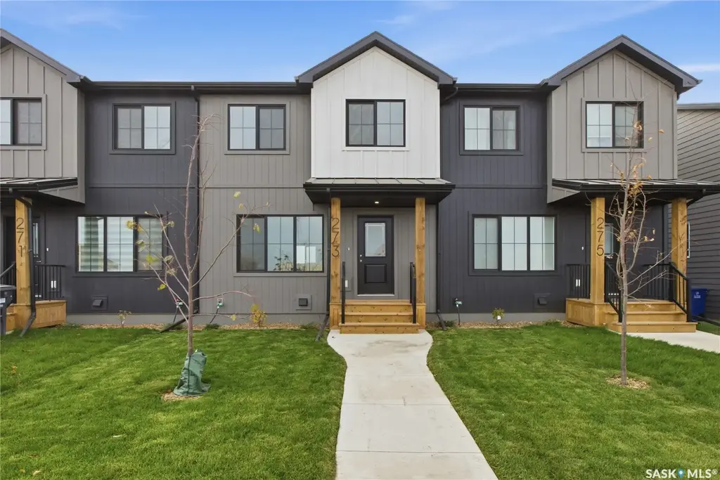 273 Mark Bend, Saskatoon