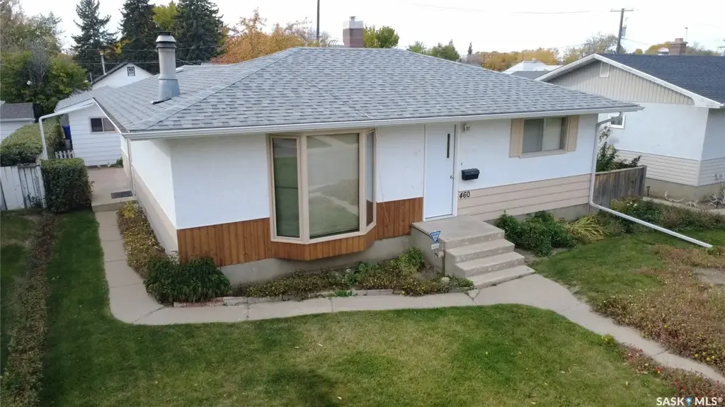 460 7th Avenue Se, Swift Current