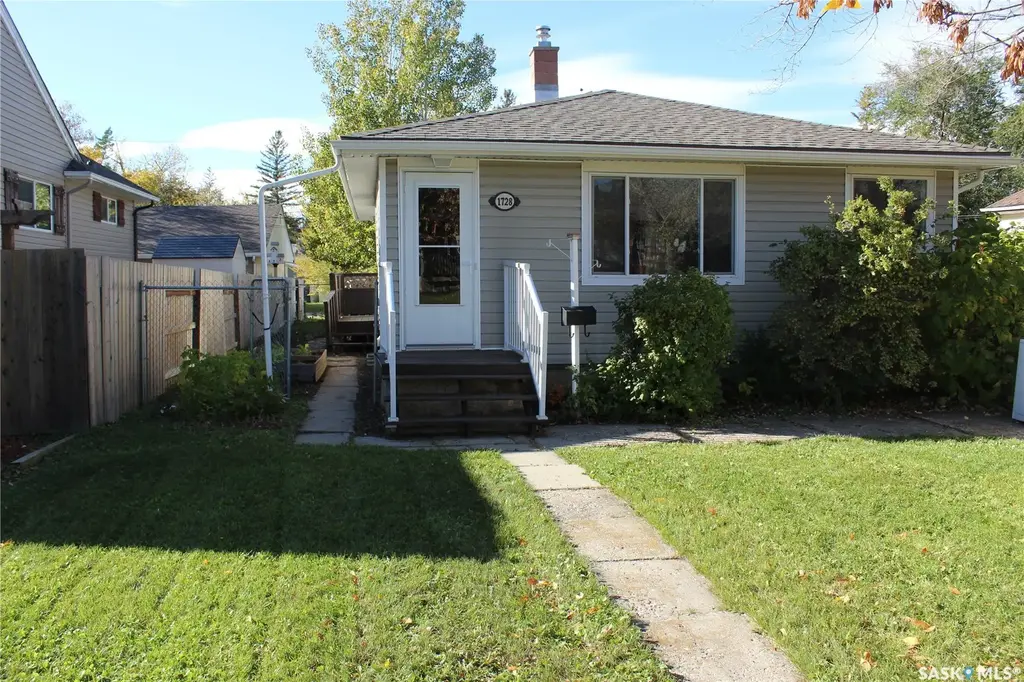 1728 Connaught Street, Regina