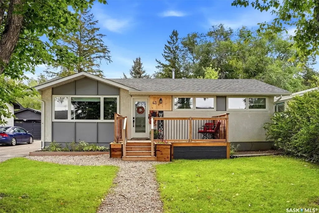 43 Richardson Crescent, Regina