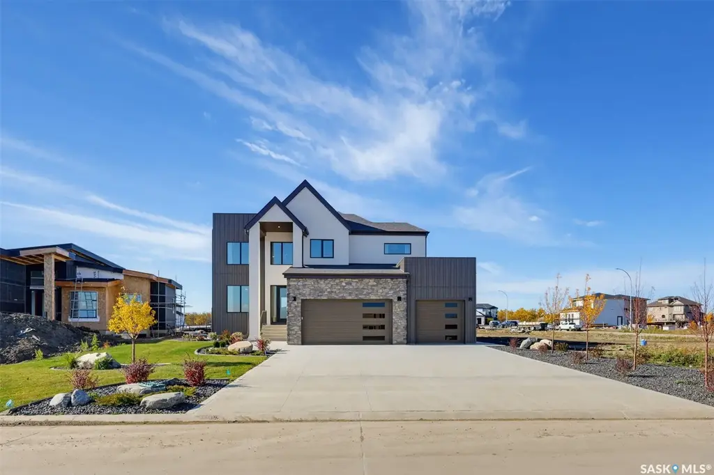 118 Greenbryre Avenue, Corman Park Rm No 344