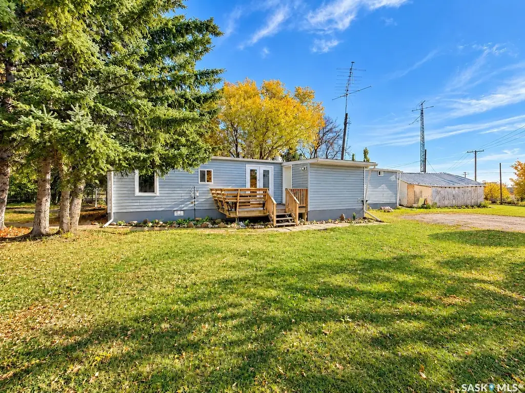 512 2nd Avenue, Turtleford