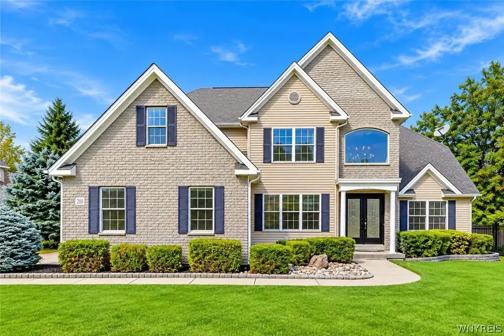 208 Park Place, Grand Island