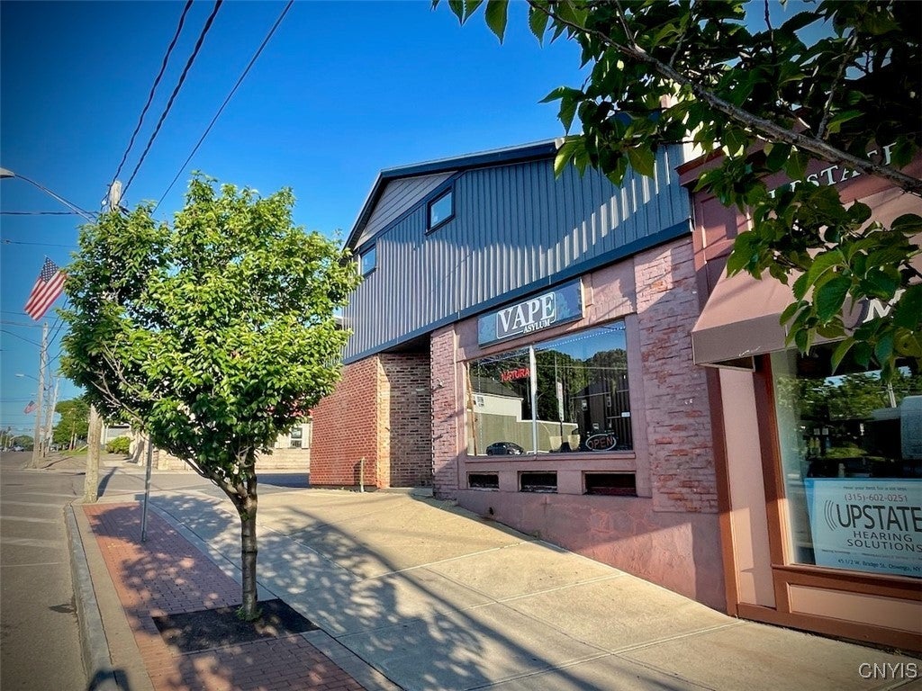 Photo of Listing #S1586871