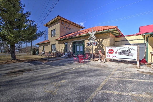 1190 N Meridian Road, Harristown