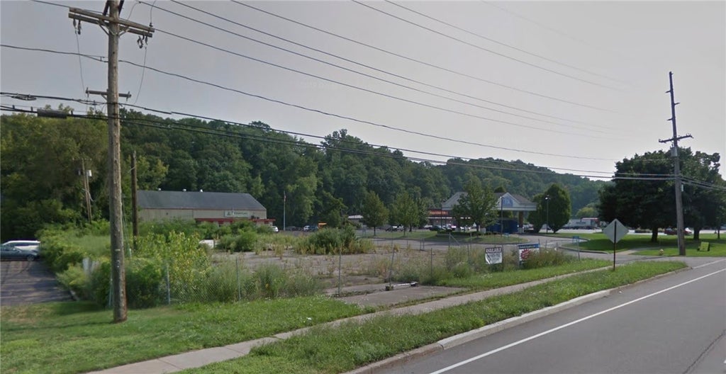 1600 Penfield Road, Penfield