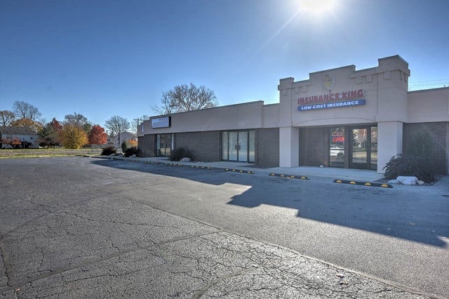 255 E Grand Avenue, Decatur