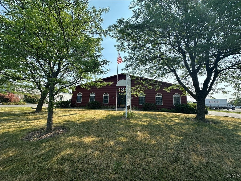 Photo of Listing #S1628689