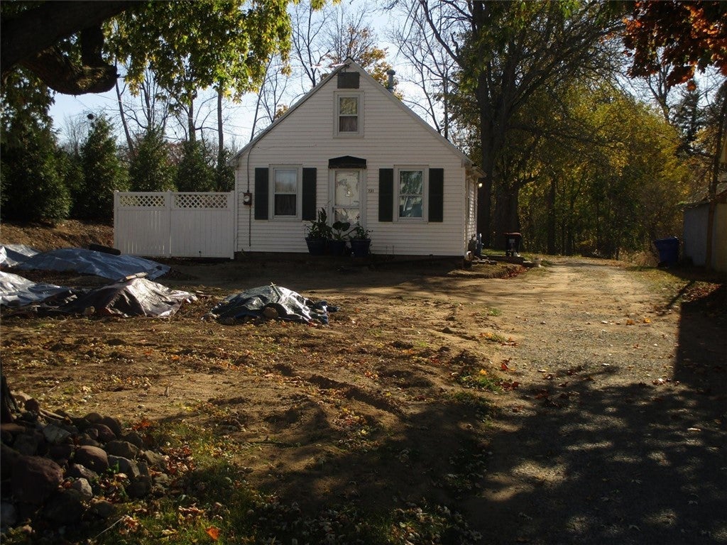 731 Ridge Road, Webster