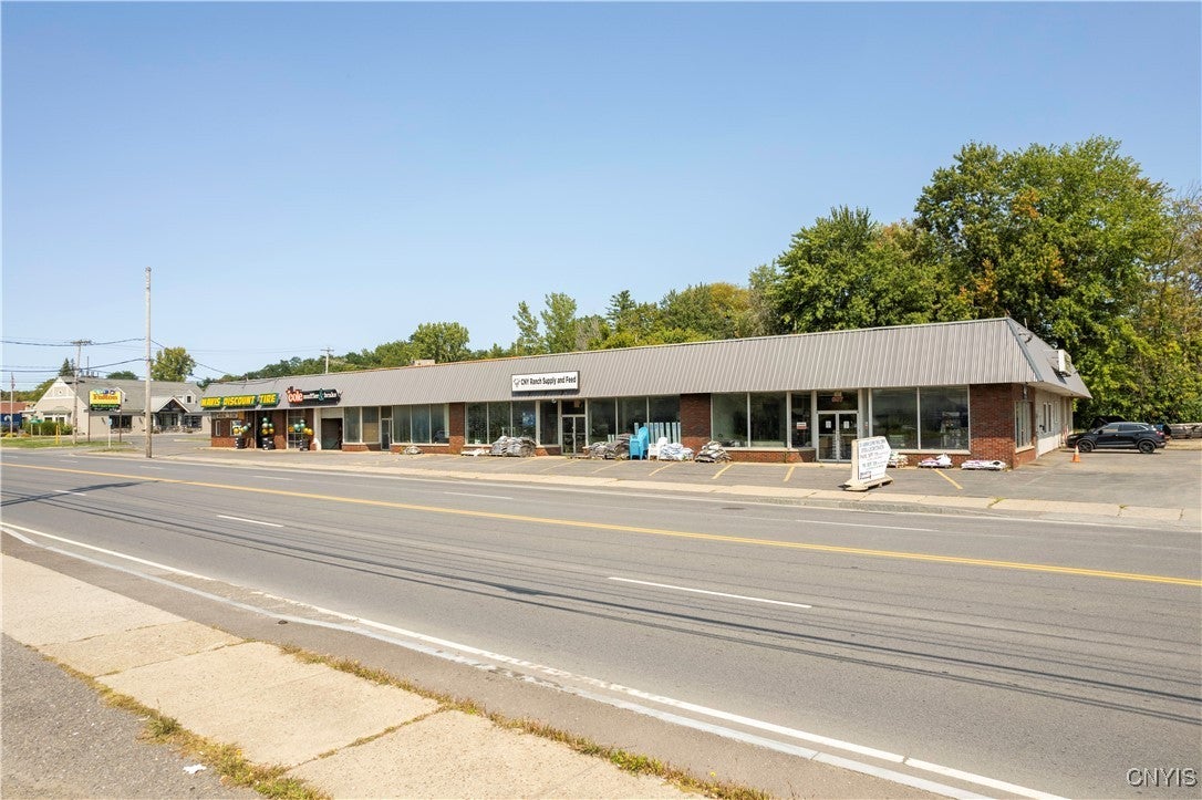 Photo of Listing #S1643426