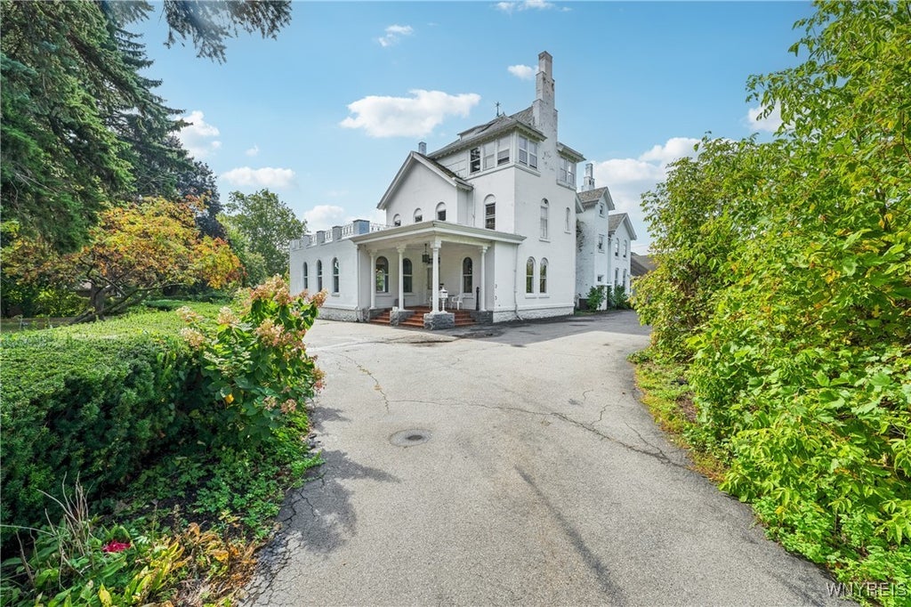 280 Pine Ridge Road, Cheektowaga