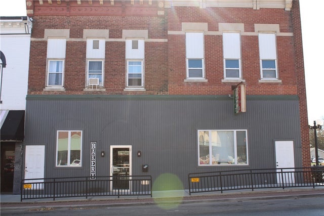 114 E Main Street, Shelbyville