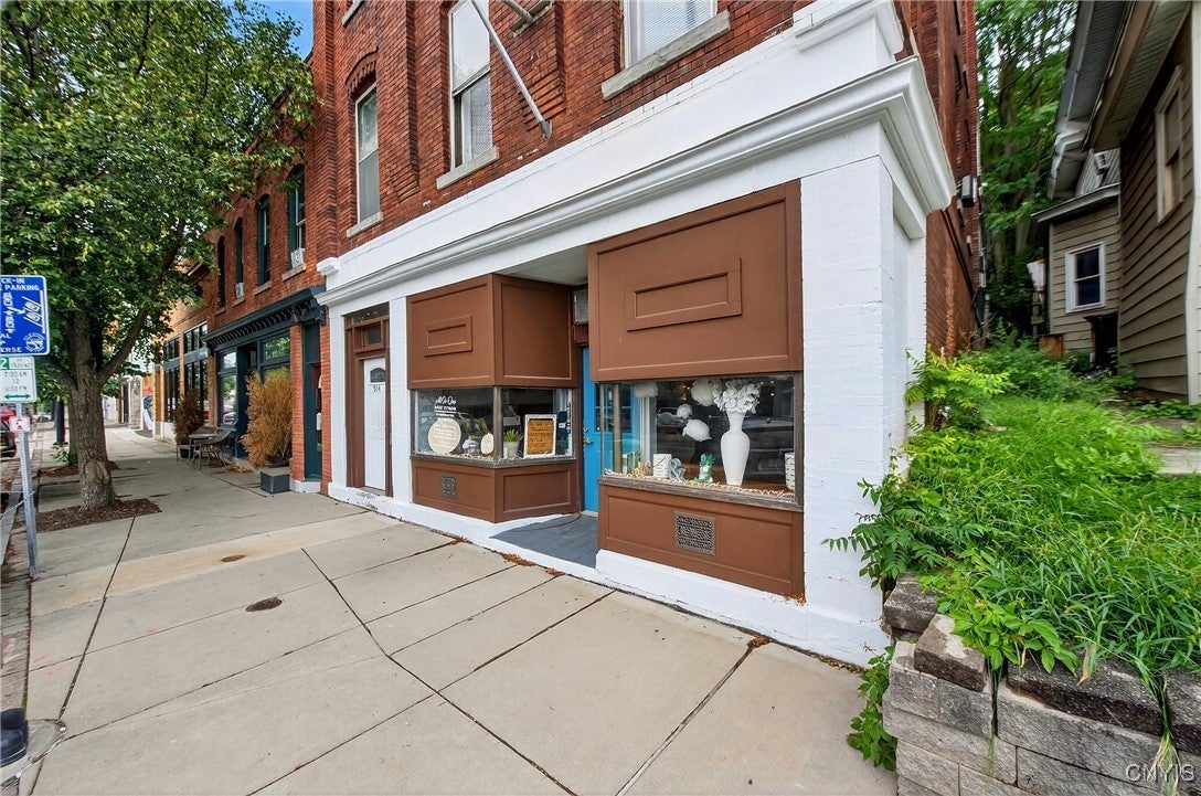 Photo of Listing #S1653811