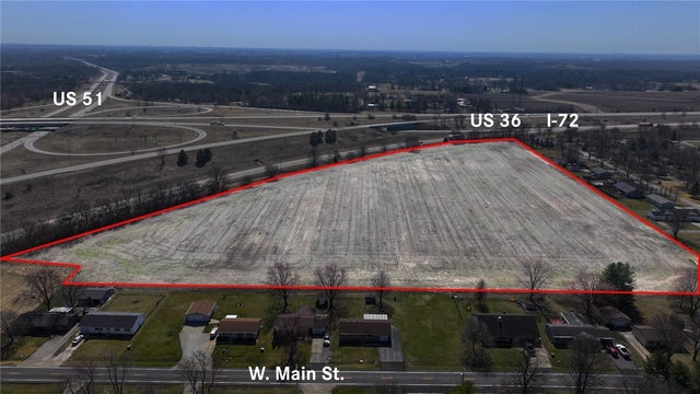 W Wood Street, Harristown