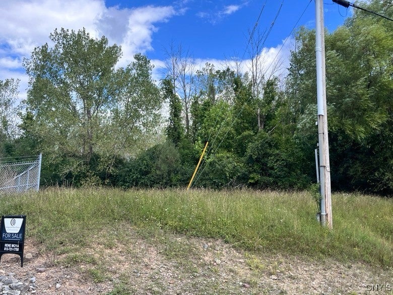 Photo of Listing #S1633372