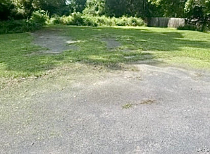 Photo of Listing #S1633324