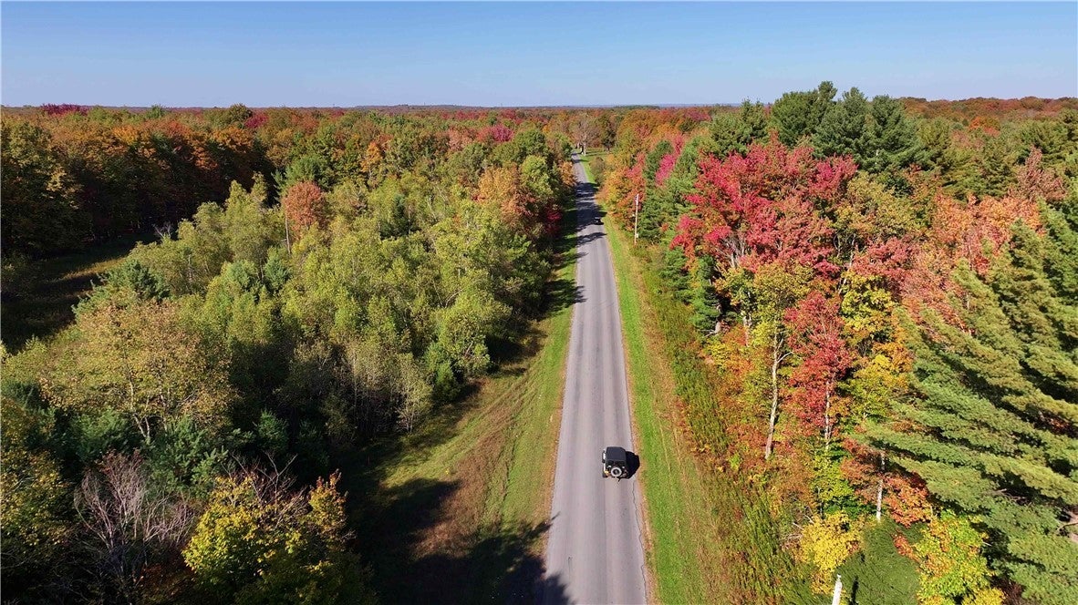 Photo of Listing #R1651021